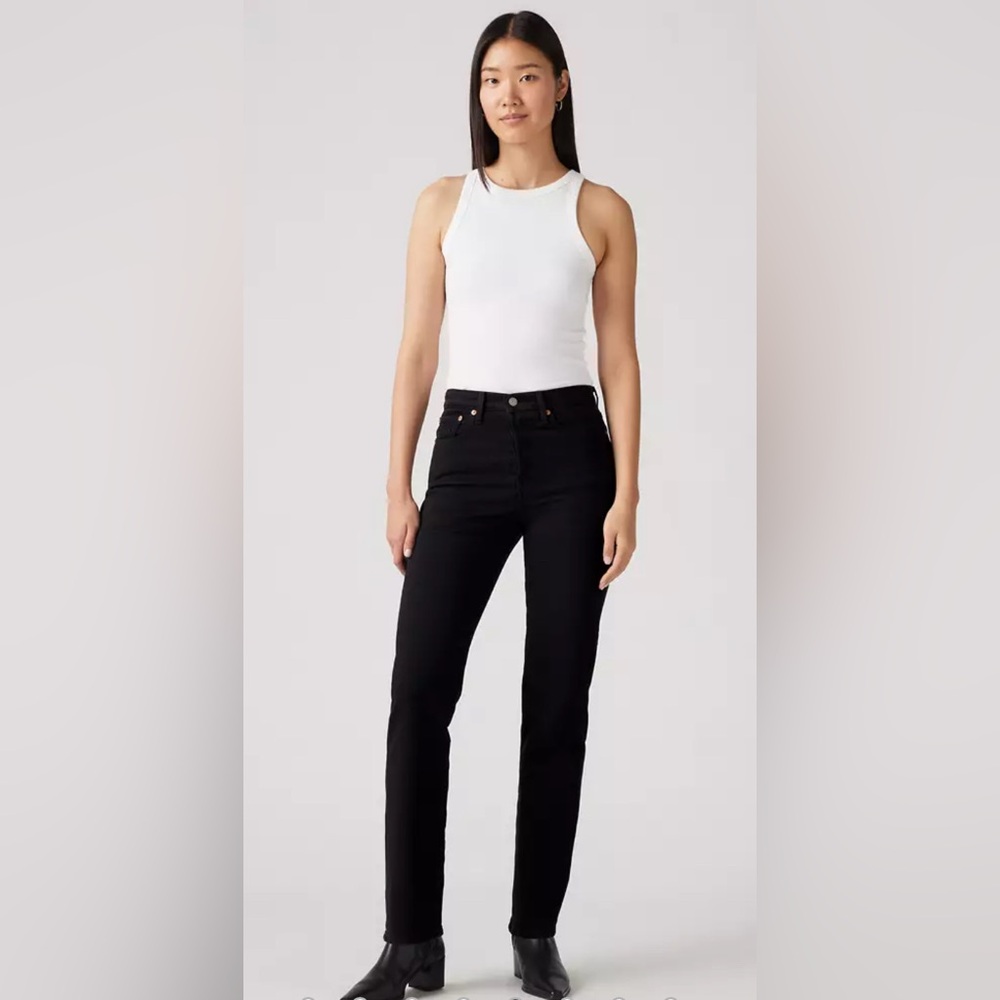 Levi’s Wedgie Straight Fit Women's Jeans - Black 26Wx28L